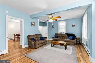 129 S Market Ave, Mount Joy, PA 17552 - Photo 5
