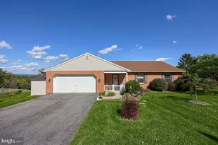 811 S Cedar St, Lititz, PA 17543 - Photo 25