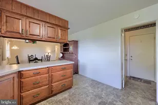 811 S Cedar St, Lititz, PA 17543 - Photo 13