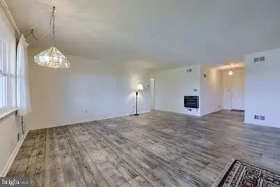 811 S Cedar Street, Lititz, PA 17543 - Photo 5
