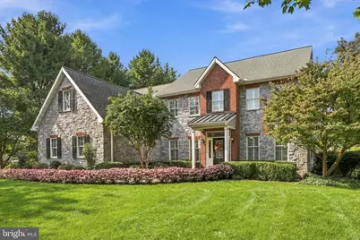 373 N Farm Drive, Lititz, PA 17543 - Photo 1