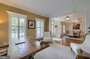 373 N Farm Dr, Lititz, PA 17543 - Photo 13