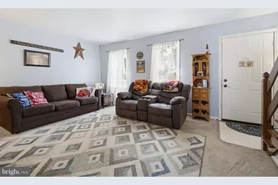 691 Topaz Drive, Lancaster, PA 17603 - Photo 3
