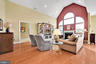 300 Centennial Ct, Lititz, PA 17543 - Photo 9