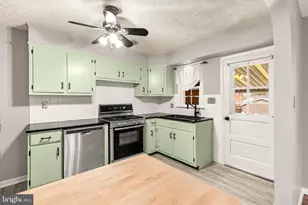329 Winthrop Dr, Lancaster, PA 17603 - Photo 9