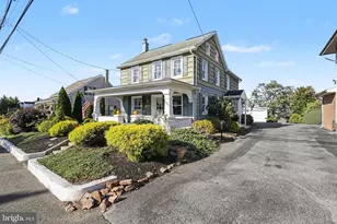 1259 E Newport Rd, Lititz, PA 17543 - Photo 3