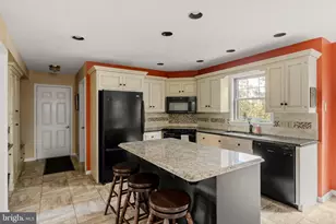 895 Skyline Dr, Gap, PA 17527 - Photo 5