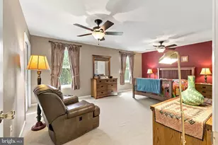 487 Daisy Dr, New Holland, PA 17557 - Photo 35