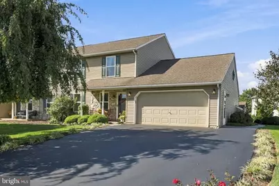 487 Daisy Drive, New Holland, PA 17557 - Photo 1