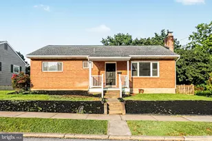 626 S Locust St, Elizabethtown, PA 17022 - Photo 1