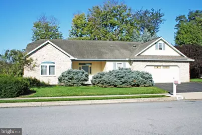 555 Blossom Trl Trail, Mount Joy, PA 17552 - Photo 5