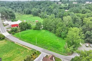 330 N Clay Rd, Lititz, PA 17543 - Photo 3