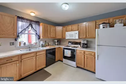 195 Strawberry Street, Leola, PA 17540 - Photo 13