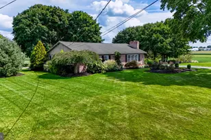 123 N Groffdale Rd, New Holland, PA 17557 - Photo 1