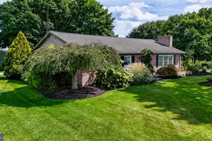 123 N Groffdale Rd, New Holland, PA 17557 - Photo 3