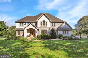 19 Deerfield Rd, Lancaster, PA 17603 - Photo 1