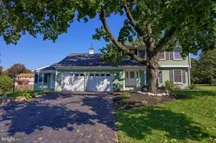 55 W Ridge Dr, Leola, PA 17540 - Photo 1
