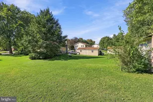 105 Schoeneck Rd, Ephrata, PA 17522 - Photo 21