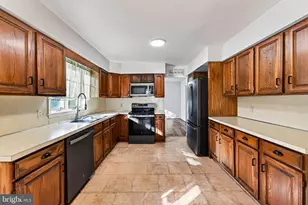 138 Maple St, Narvon, PA 17555 - Photo 9