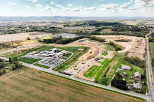 8001 American, Breinigsville, PA 18031 - Photo 51