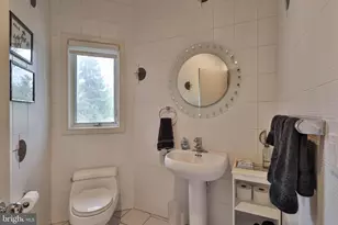 751 Benner Rd, Allentown, PA 18104 - Photo 35