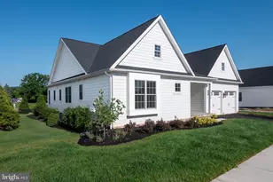 4276 Stonebridge, Bethlehem, PA 18015 - Photo 3