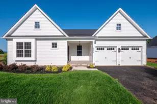 4276 Stonebridge, Bethlehem, PA 18015 - Photo 1