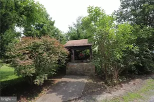 3305 Municipal Dr, Whitehall, PA 18052 - Photo 9