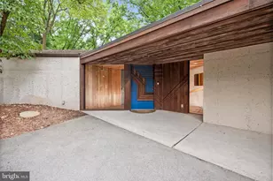 2300 S Cedar Crest Blvd, Allentown, PA 18103 - Photo 3