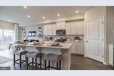 1077 Meadowlark Drive, Fogelsville, PA 18051 - Photo 5