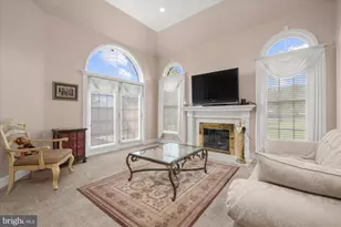 4303 W Wyndemere Cir, Schnecksville, PA 18078 - Photo 25