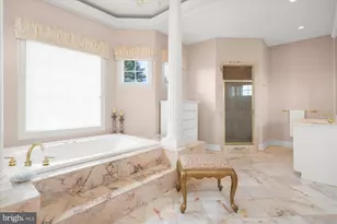 4303 W Wyndemere Cir, Schnecksville, PA 18078 - Photo 31