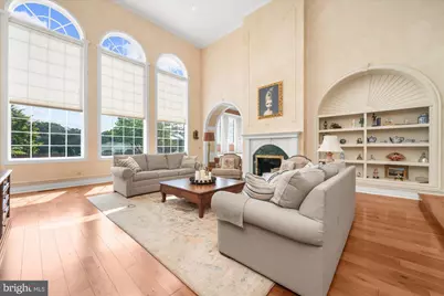 4303 W Wyndemere Circle, Schnecksville, PA 18078 - Photo 17