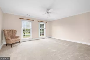 4303 W Wyndemere Cir, Schnecksville, PA 18078 - Photo 43