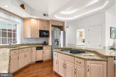 4303 W Wyndemere Circle, Schnecksville, PA 18078 - Photo 11