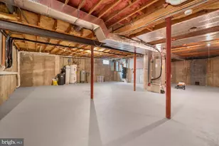 4303 W Wyndemere Cir, Schnecksville, PA 18078 - Photo 55