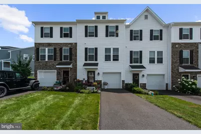 7555 Clayton Avenue, Coopersburg, PA 18036 - Photo 1