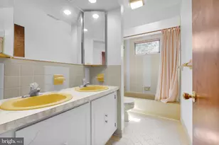 3908 Short Hill Dr, Allentown, PA 18104 - Photo 29