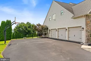 4490 Canterbury Dr, Emmaus, PA 18049 - Photo 85