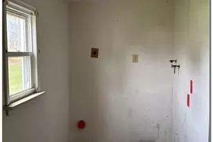 428 Thomas St, Alburtis, PA 18011 - Photo 5