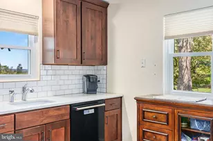 725 E Main St, Macungie, PA 18062 - Photo 27