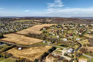 5600 Majestic View Dr, Schnecksville, PA 18078 - Photo 51