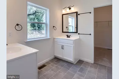 5600 Majestic View Drive #SAVANNAH, Schnecksville, PA 18078 - Photo 11