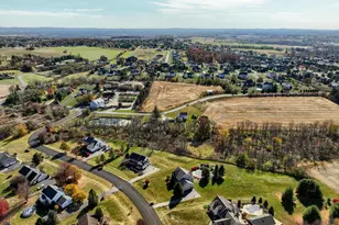 5600 Majestic View Dr, Schnecksville, PA 18078 - Photo 11