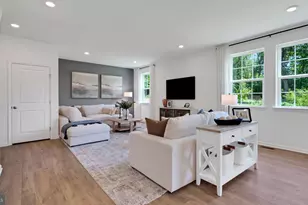 2096 Gregory Dr, Allentown, PA 18103 - Photo 11