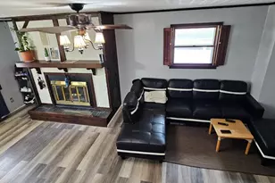 1309 Greenview Dr, Bethlehem, PA 18018 - Photo 5