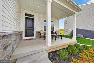 167 Aspen Ln, Macungie, PA 18062 - Photo 3