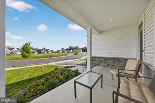 167 Aspen Ln, Macungie, PA 18062 - Photo 5