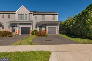 543 Long St, Emmaus, PA 18049 - Photo 1