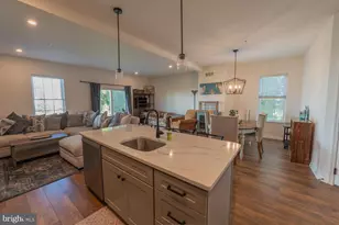 543 Long St, Emmaus, PA 18049 - Photo 7